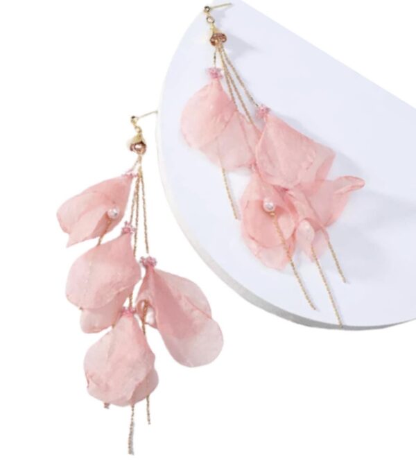 Peach Hanging Cloth Petals Earrings